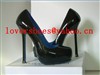 YSL pump with black patent leather