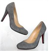CL pumps with suede